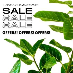 SUMMER SALE! Accepting offers ! 🛍🛍